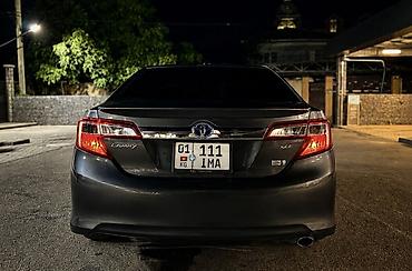 ev: Toyota Camry: 2012 г., 2.5 л, Вариатор, Гибрид, Седан — 4
