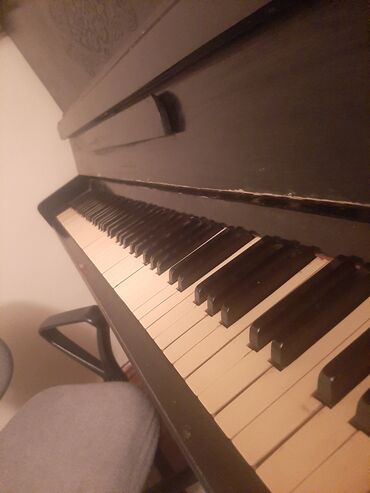 xiaomi redmi note 6: Piano satılır problemi köklenmeye ehtiacı var ve 3 4 dili işlemir