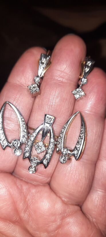 пандора набор сердечки: Зер буюмдар топтому, Үлгүсү 750, Колдонулган