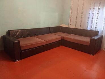 Qida məhsulları: Künc divan, İşlənmiş, Açılan, Parça