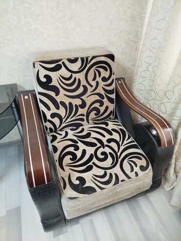 Kreslolar: İşlənmiş, Kreslo, Parça, Kredit yoxdur, Çatdırılma yoxdur — 13