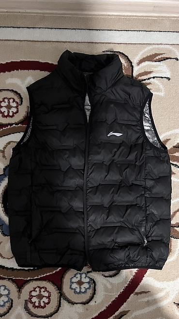 лоферы бу: Жилетка li-ning 
размер l — 1