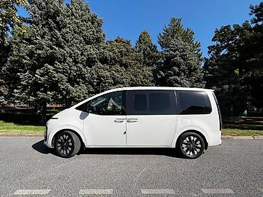 Hyundai: Hyundai Staria: 2021 г., 2.2 л, Автомат, Дизель, Минивэн — 6