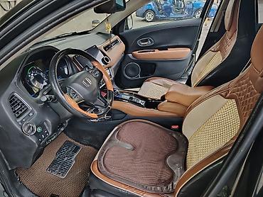 Honda: Honda HR-V: 1.5 l | 2014 il Krossover — 8