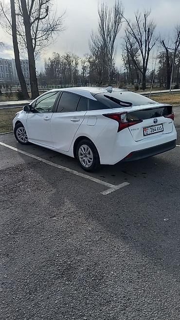 2025: Toyota Prius: 2020 г., 1.8 л, Робот, Гибрид, Седан — 3