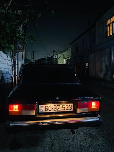 VAZ (LADA): VAZ (LADA) 2107: 1.6 l | Sedan — 3