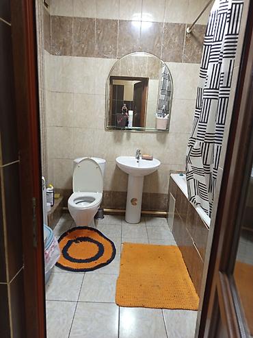 Продажа коттеджей и домов: Продаю дом в очень хорошем районе два санузел зал прихожая большая — 45