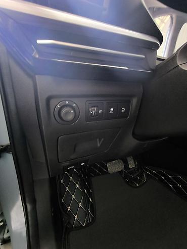 Другие автомобили: Wuling Almaz/Астерион (кроссовер, светло‑голубой) Основные — 6