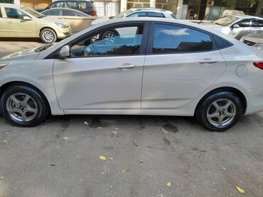 hyundai ikinci əl: Hyundai Accent: 1.6 л | 2016 г. Седан