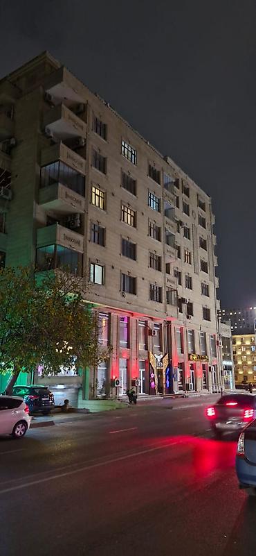 Mənzillər: Montin, 3 otaqlı, Yeni tikili, m. Nəriman Nərimanov, 100 kv. m — 2