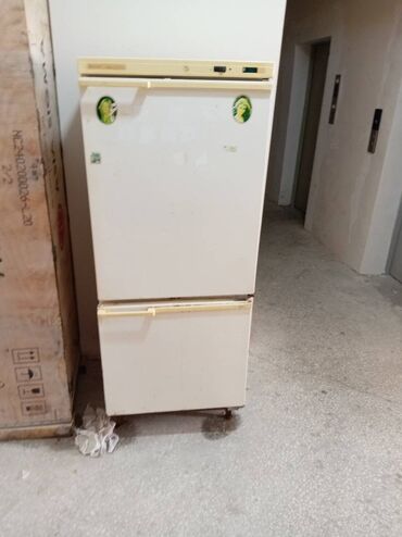 Техника для напитков: Islek veziyyetdedir,qapidan satisdir