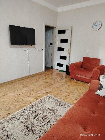 Köhnə tikili: Bakı, 2 otaqlı, Köhnə tikili, m. Gənclik, 35 kv. m — 3