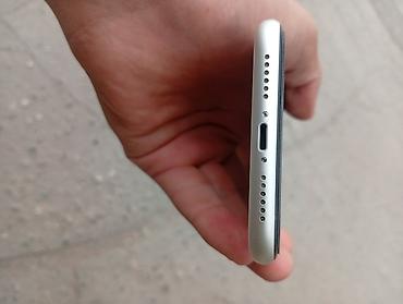 телфо: IPhone 11, Б/у, 128 ГБ, Белый — 5