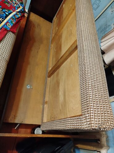 Односпальные кровати: Продаю советскую односпальную кровать в отличном состоянии с — 23