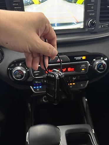 Kia: Kia Sorento: 2019 г., 2 л, Автомат, Дизель, Кроссовер — 9