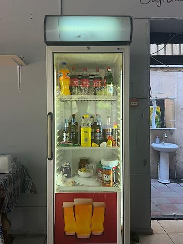 Vitrin soyuducu 350azn. Olcu: 2×60sm. Tam islekdir. Unvan Ehmedli