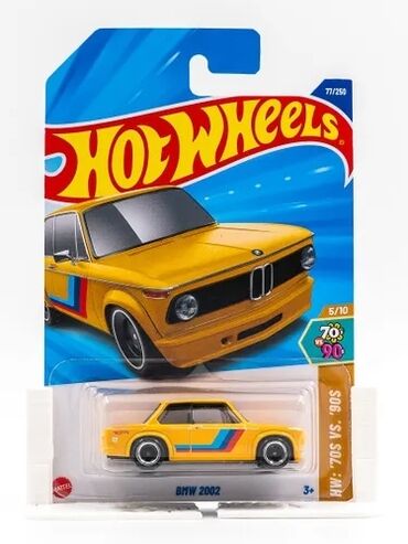 моделки машин: Желтая литая под давлением модель BMW 2002 от Hot Wheels. Этот