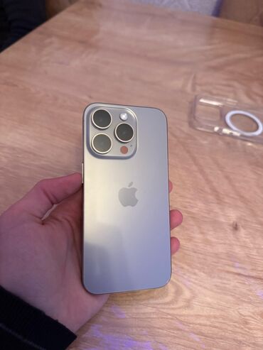 Apple iPhone: IPhone 15 Pro, 128 GB, Natural Titanium, Face ID