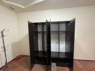 военные одежда: Кийим салуучу шкаф, Түз, ЛДСП