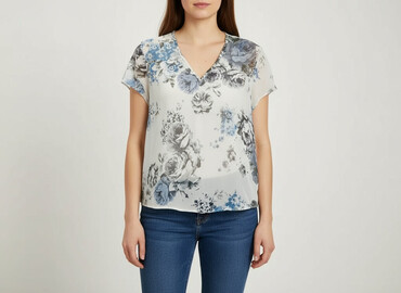 bluzki w serek plus size: Жіноча блуза, розмір One size