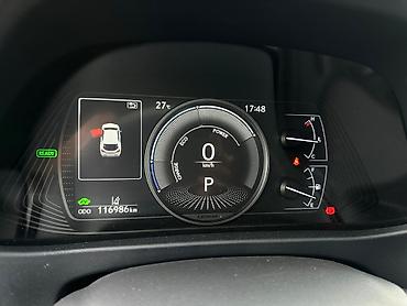 Lexus: Lexus UX: 2019 г., 2 л, Вариатор, Хэтчбэк — 12