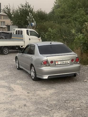 Toyota: Toyota Altezza: 1999 г., 0.2 л, Автомат, Бензин, Седан — 4