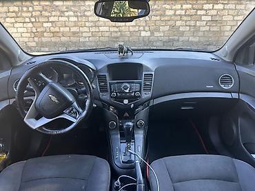 Chevrolet: Chevrolet Cruze: 1.4 l | 2014 il 360600 km Sedan — 1