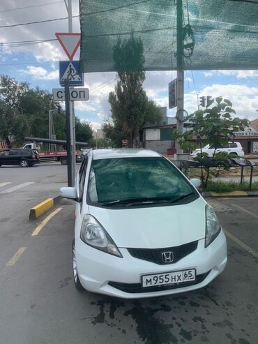 хонда фит 1 5 2005: Honda Fit: 2009 г., 1.3 л, Вариатор, Бензин