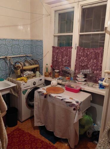 Köhnə tikili: Bakı, Bakıxanov qəs., 2 otaqlı, Köhnə tikili, m. Neftçilər, 40 kv. m — 5