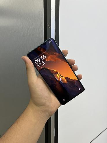 Техника и электроника: Poco F5, Б/у, 256 ГБ, цвет - Синий, В рассрочку, 2 SIM — 2