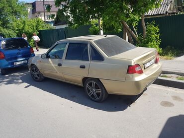 Daewoo: Daewoo Nexia: 2011 г., 1.6 л, Механика, Бензин, Седан