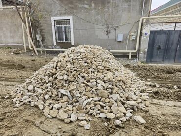 Kərpiclər: Salam kerpic qriğì satılır kamazla catdirilir catdirilma pulsuz — 5