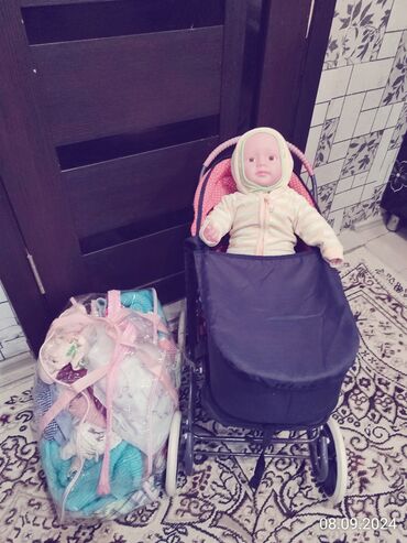 Игрушки: Продаётся игрушечная коляска три в одном Ссср в идеальном состоянии — 10