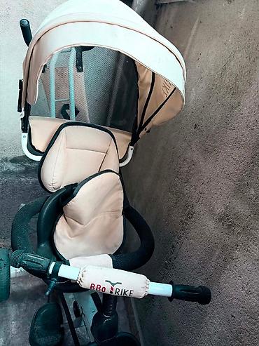 grubin sebago: Dečji tricikl sa ručkom za guranje i tendom - Brend/model: BBO Trike — 1