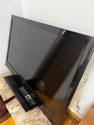 dvd video: Regal LCD televizor - Ekran diaqonalı təxminən 40–42 düym - Geniş — 3