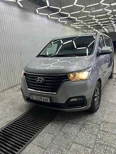 Hyundai: Hyundai H-1 (Grand Starex): 2019 г., 2.5 л, Автомат, Дизель, Минивэн — 1