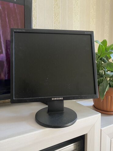монитор samsung syncmaster: Монитор, Samsung, Колдонулган, 17" - 18"
