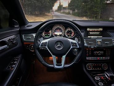 w210 передний бампер: Mercedes-Benz CLS-Class AMG: 2013 г., 5.5 л, Автомат, Бензин, Купе — 2