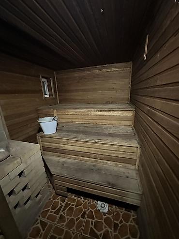 Продажа коттеджей и домов: Продаётся дом в «золотом квадрате» Чолпон-Аты. Вторая линия от трассы — 22