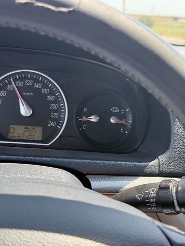 elantra led stop: Hyundai Sonata: 2 l | 2006 il Sedan — 6
