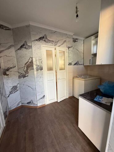 Долгосрочная аренда домов: 300 м², 10 комнат — 11