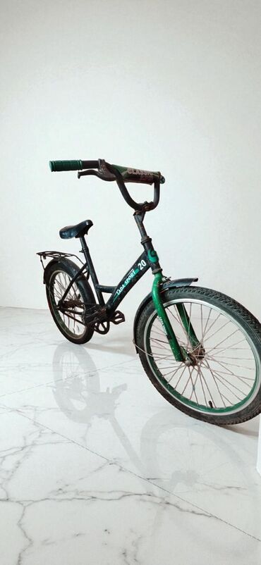 Velosipedlər: Velosiped 20-lik.heç bir problemi yoxdur. Saz veziyyetdedir. Qiymeti