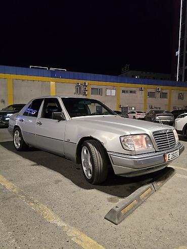 560 sec: Mercedes-Benz E-Class: 1995 г., 4.2 л, Автомат — 3