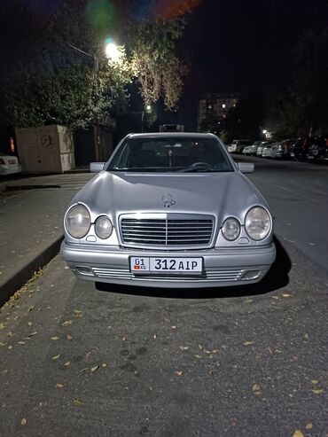 вента 1998: Mercedes-Benz E 320: 3.2 л | 1998 г. | Седан
