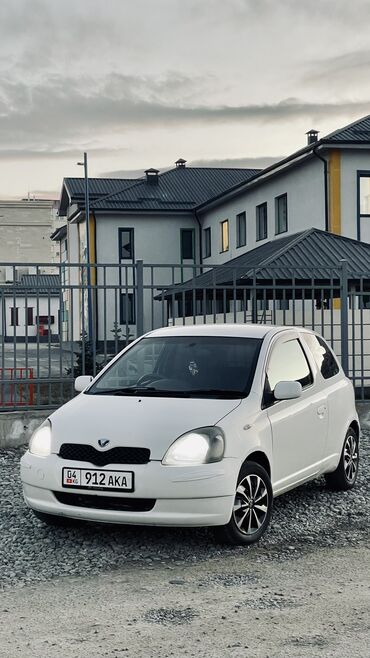 Toyota: Toyota Vitz / Platz / Yaris / Echo: 2003 г., 1 л, Автомат, Бензин, Хэтчбэк — 1