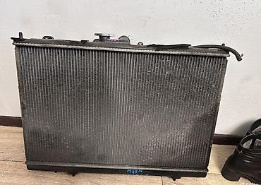 Другие детали кузова: В Разборе имеются запчасти для Mitsubishi Chariot/— об 2,4. правый — 17