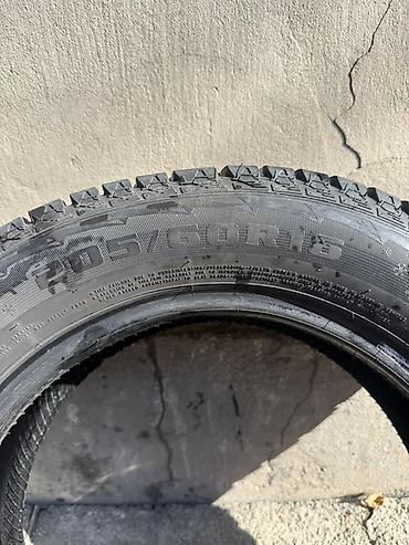 1025 2: Комплект из 4 зимних шин 205/60 R16 - Размер: 205/60 R16 - Тип — 2