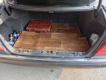 Mercedes-Benz: Mercedes-Benz E-Class (W210) sedan - Kuzov: qara rəng, 4 qapı, sedan — 8