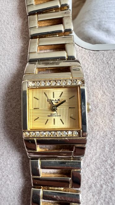 женские часы fossil: Часы женские omax Рабочие, нужно заменить батарейку На запястье до 17