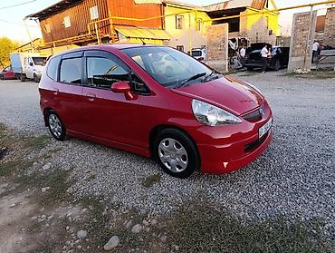 e53 4 8: Honda Fit: 2003 г., 1.3 л, Вариатор, Бензин, Хэтчбэк — 1
